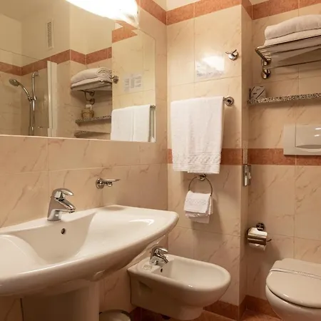 호텔 Nilhotel 4*