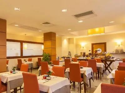 Nilhotel 호텔 4*