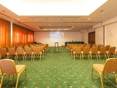 호텔 Nilhotel