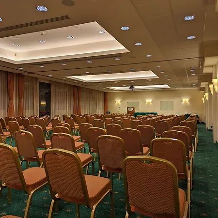 Nilhotel Hotel 4*